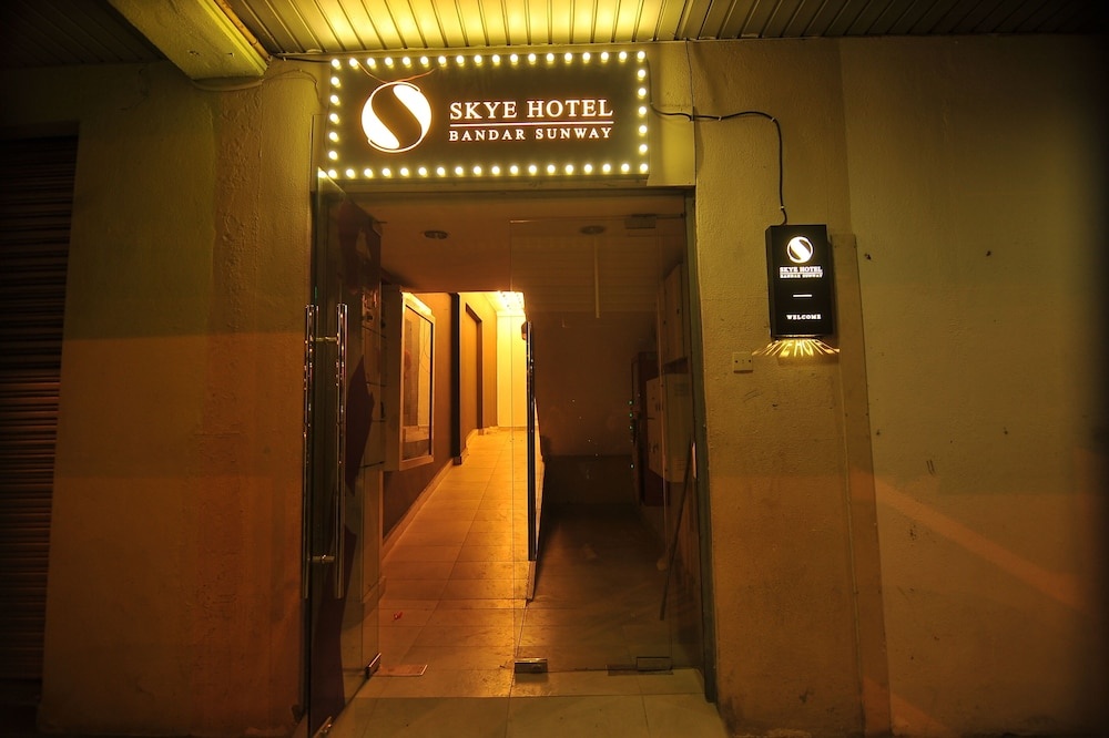 Skye Hotel