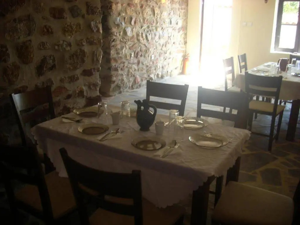 Zelenigrad Guest House - фото 16