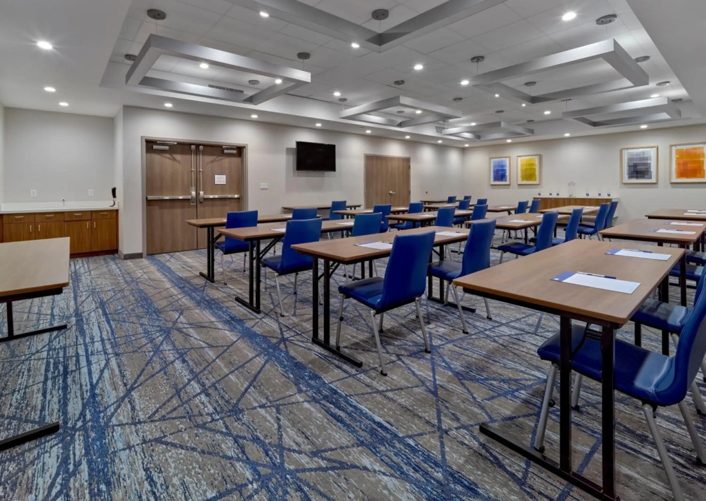 Holiday Inn Express Hotel & Suites Idaho Falls by IHG - фото 19