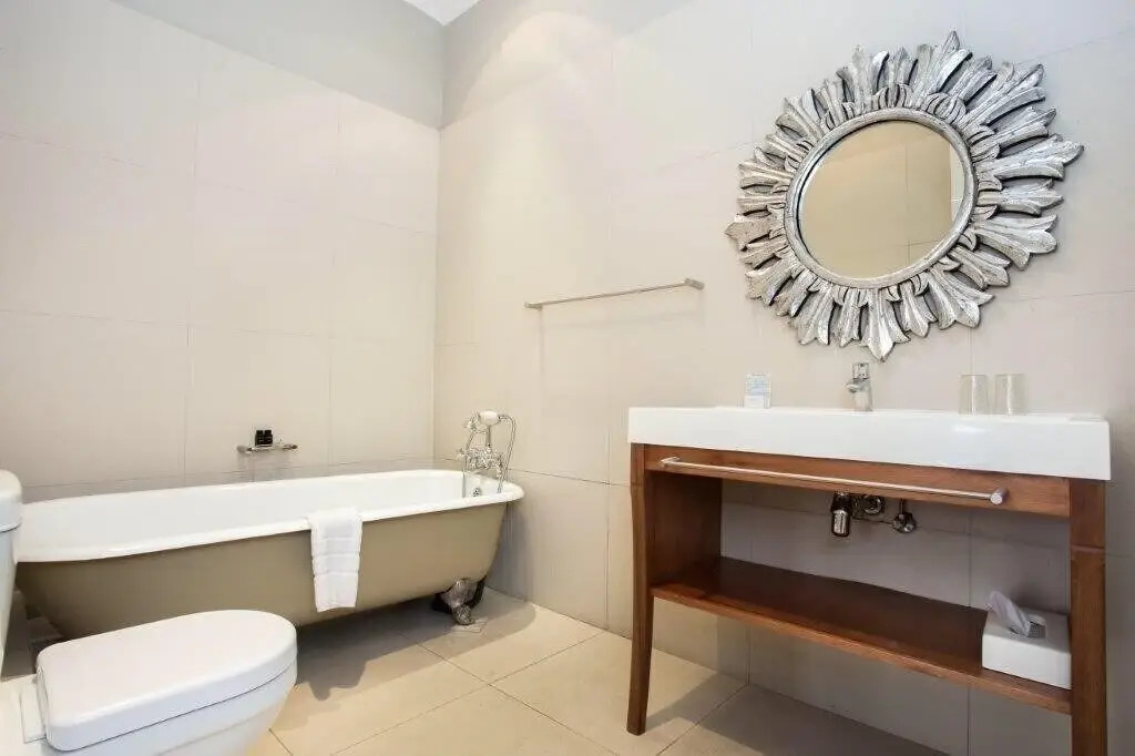 The Saint James on Venice Luxury Guest House - фото 21