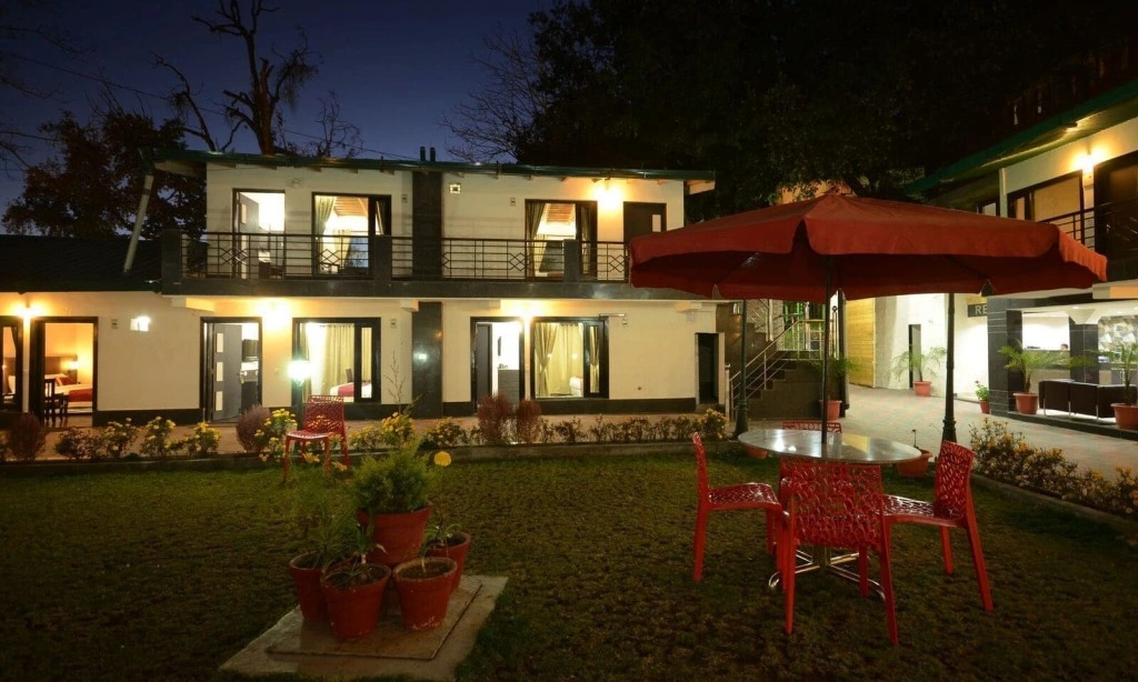 Raj Bilas Palace