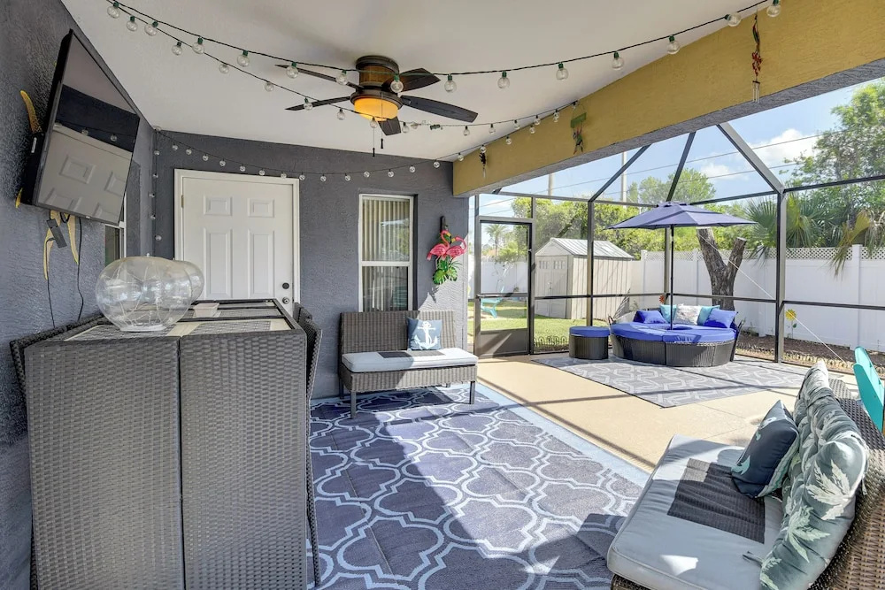 Patio & Poolside Relaxation! Palm Coast Getaway