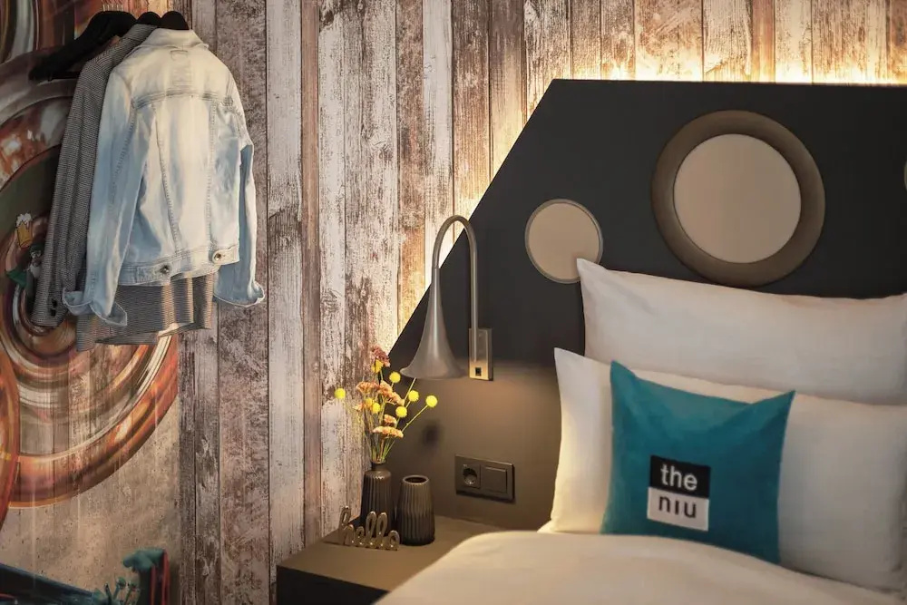 Premium Double room (full double bed)