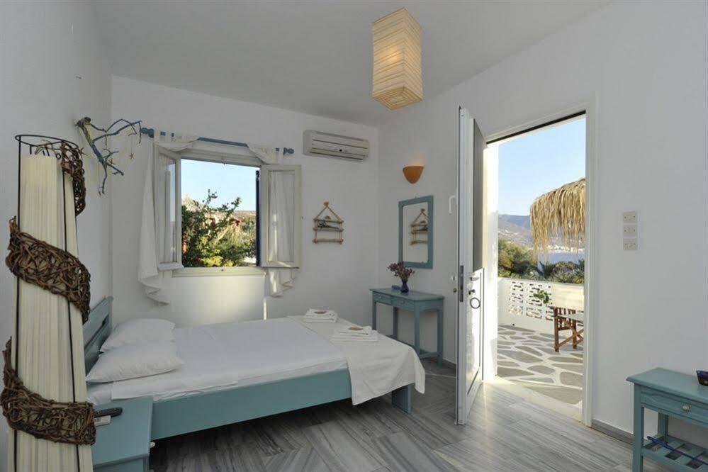 Arokaria Beach Studios 3 *