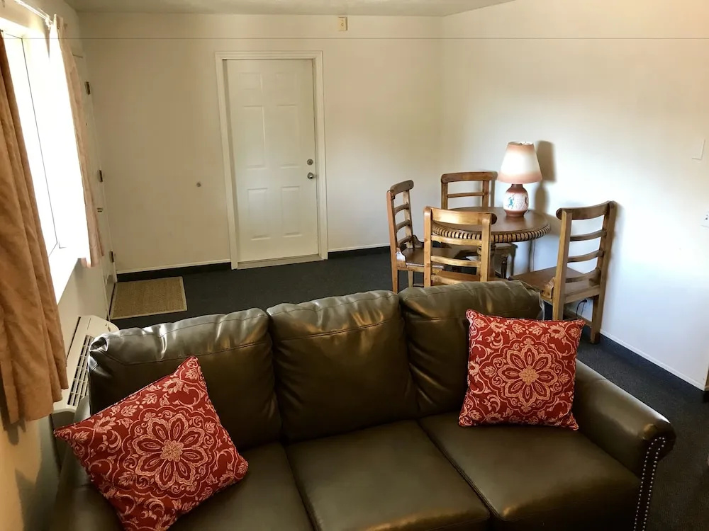 Double Apartment (full double bed)