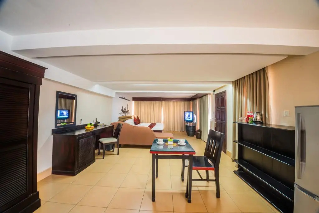 Hotel photo 12