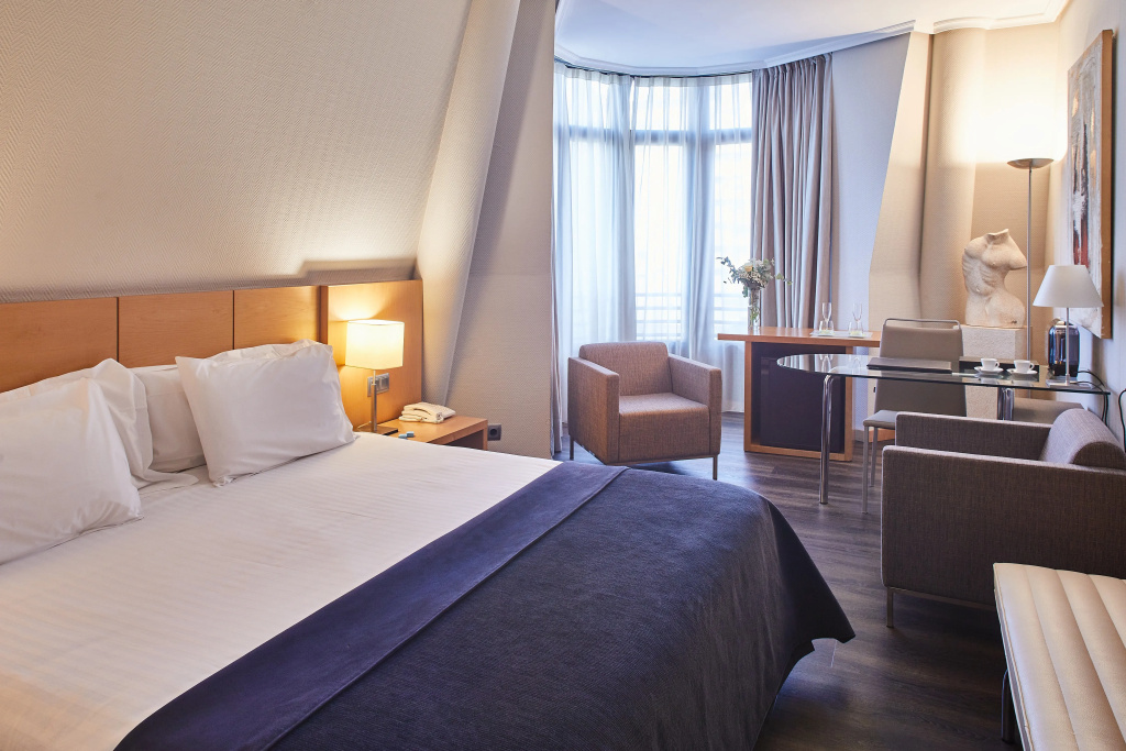 Hotel Silken Ciudad de Vitoria - Général