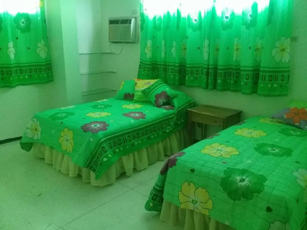 Economy Triple room