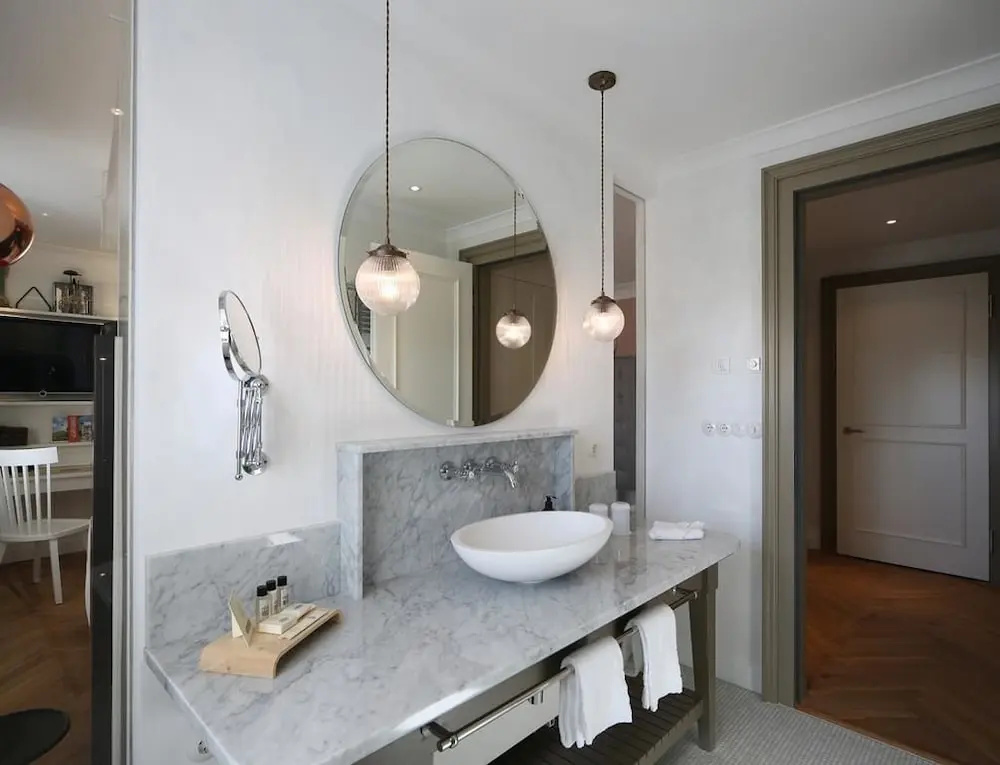 Junior Suite with city view
