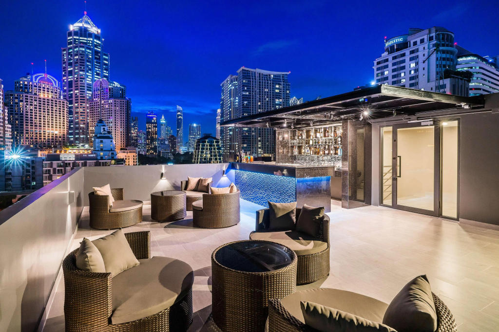 Balcony & Terrace