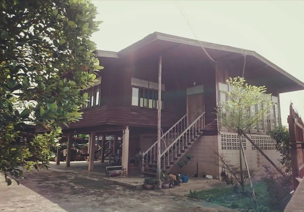 Kaampuju Cafe and Rooms