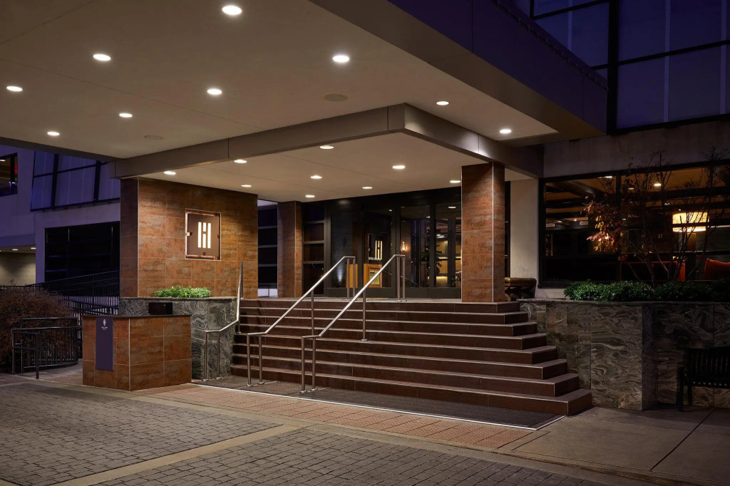 Hutton Hotel — фото 2