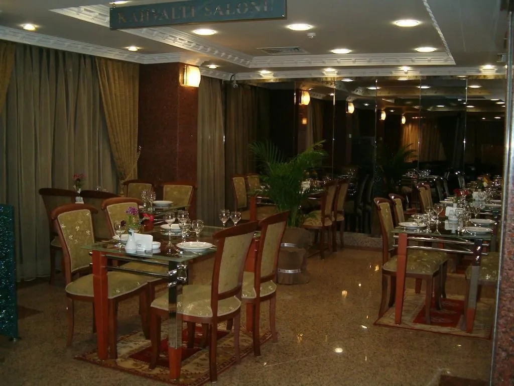 Food & Beverage