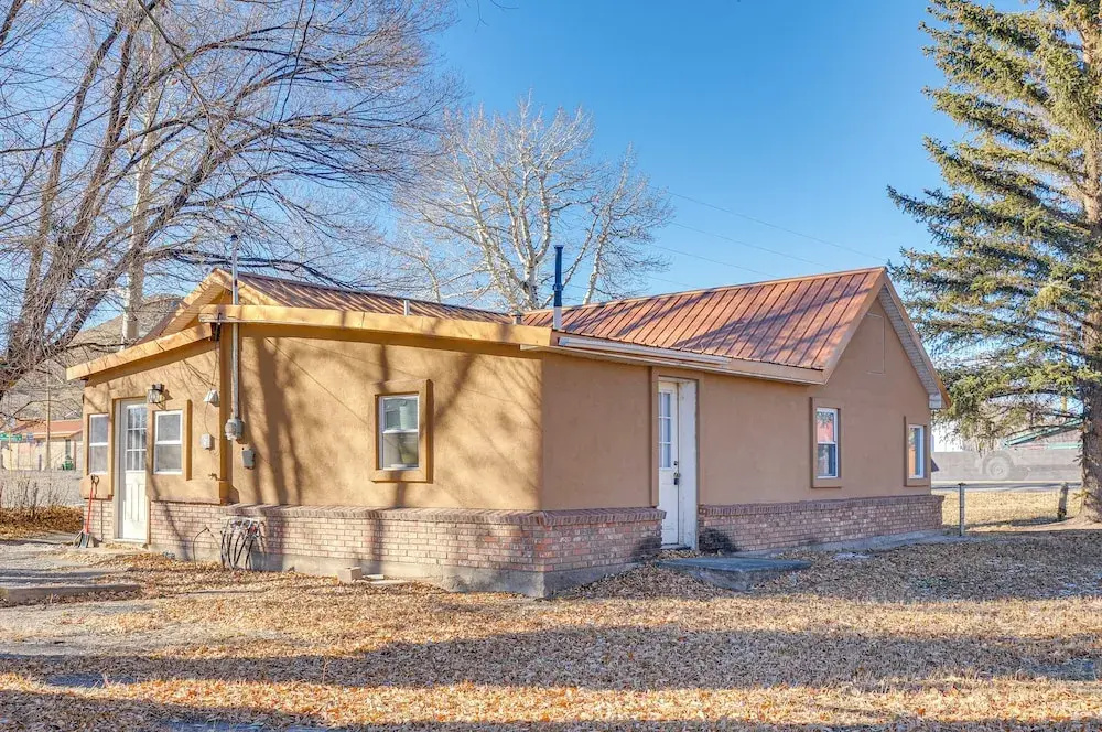 Downtown Del Norte Home Near Hiking & Fishing!