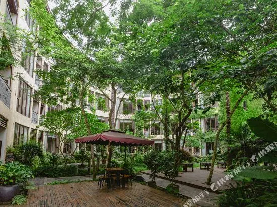 Old Kapok Hotel - фото 4