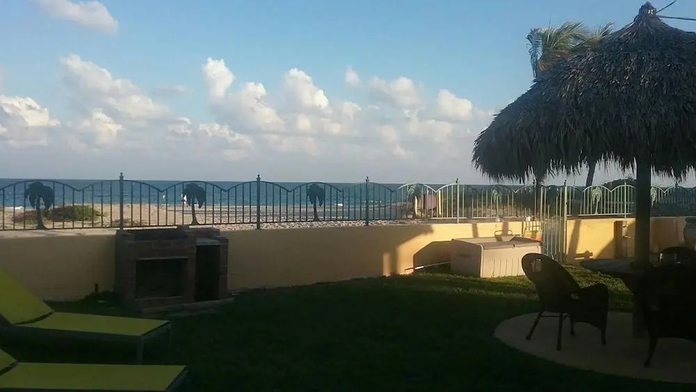 Beach & Waterfront