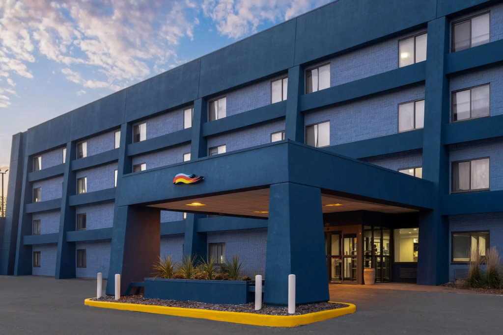 Days Inn By Wyndham Davenport