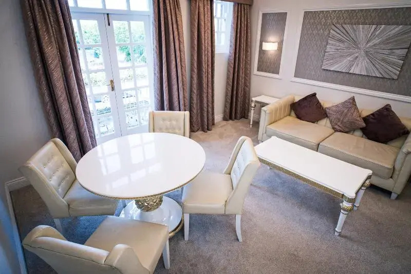 Standard Suite