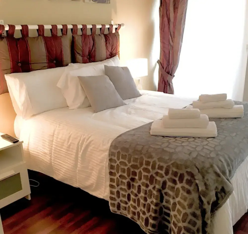 Economy room