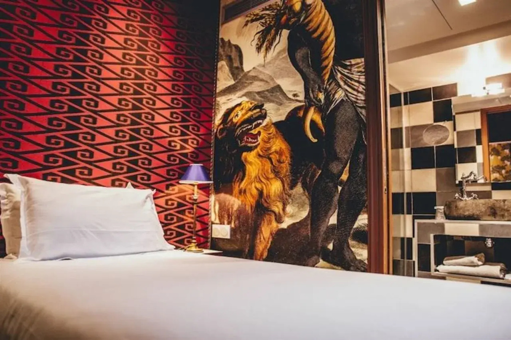 Отель Hotel du Continent в Париже