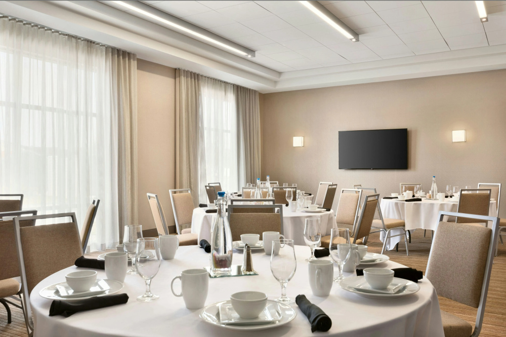 Four Points by Sheraton Fargo Medical Center - Général