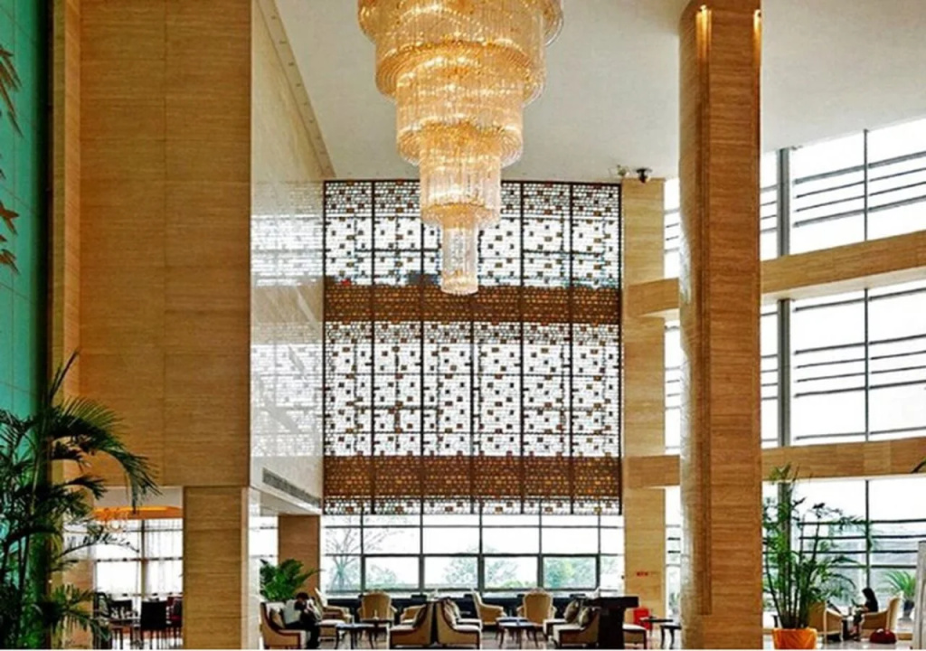 Lobby & Reception