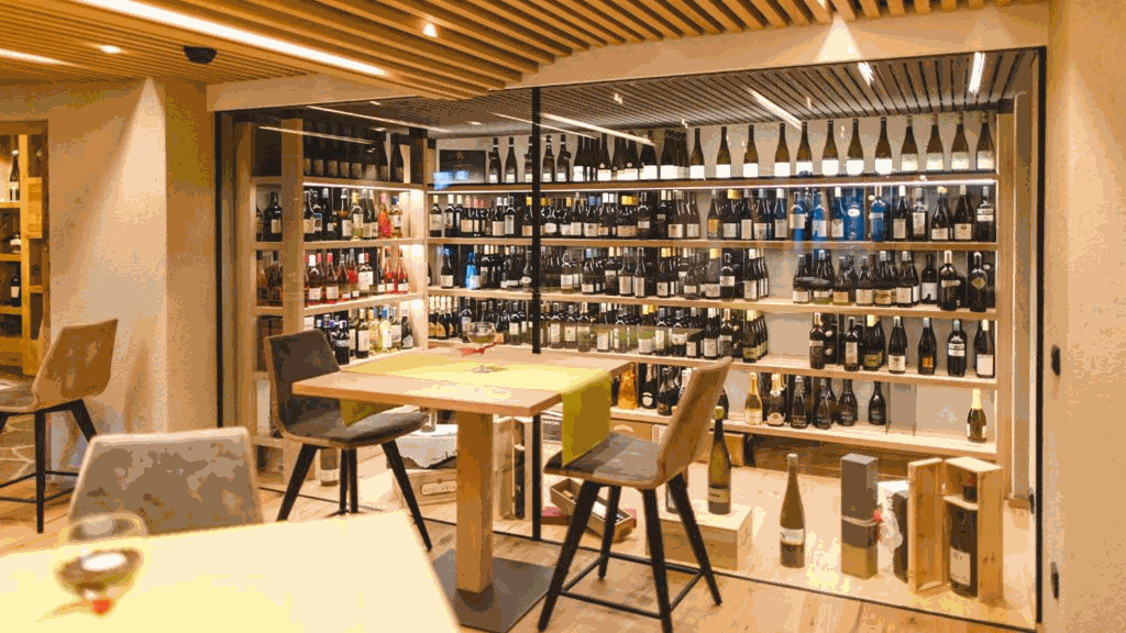 Food & Beverage
