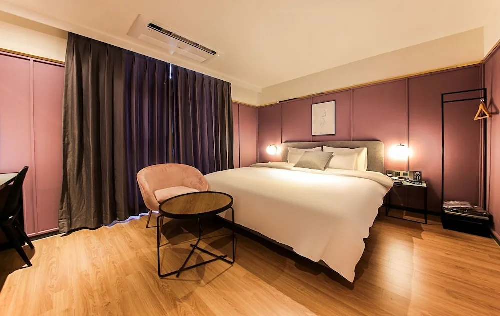 Brown Dot Hotel Nampo Chungmu - Chambres