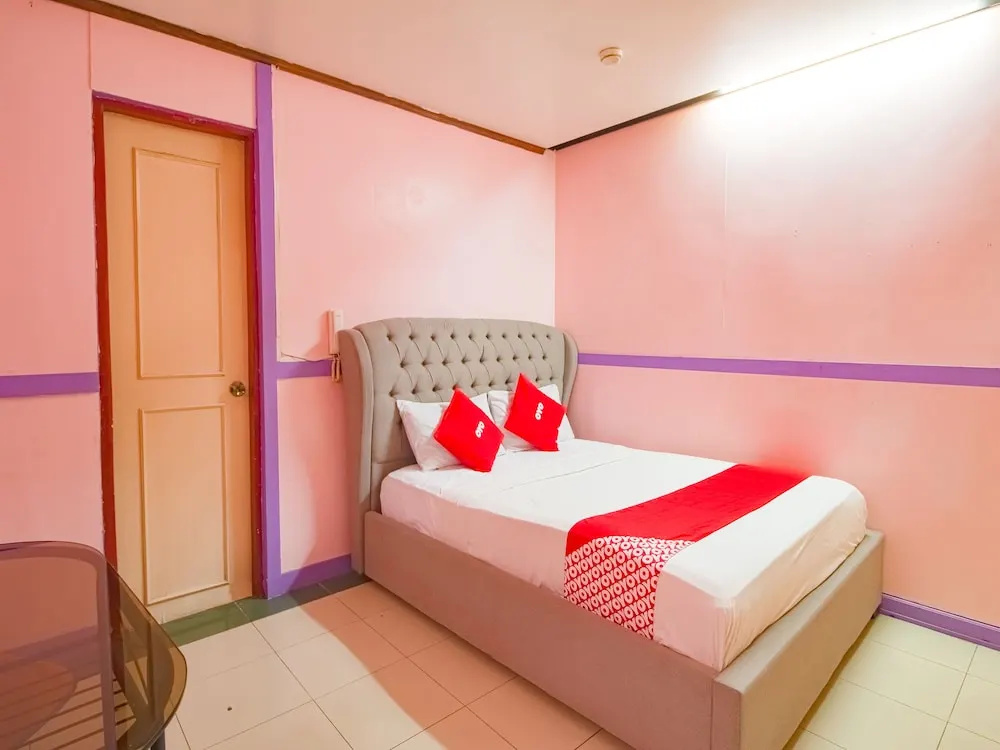 Economy Suite