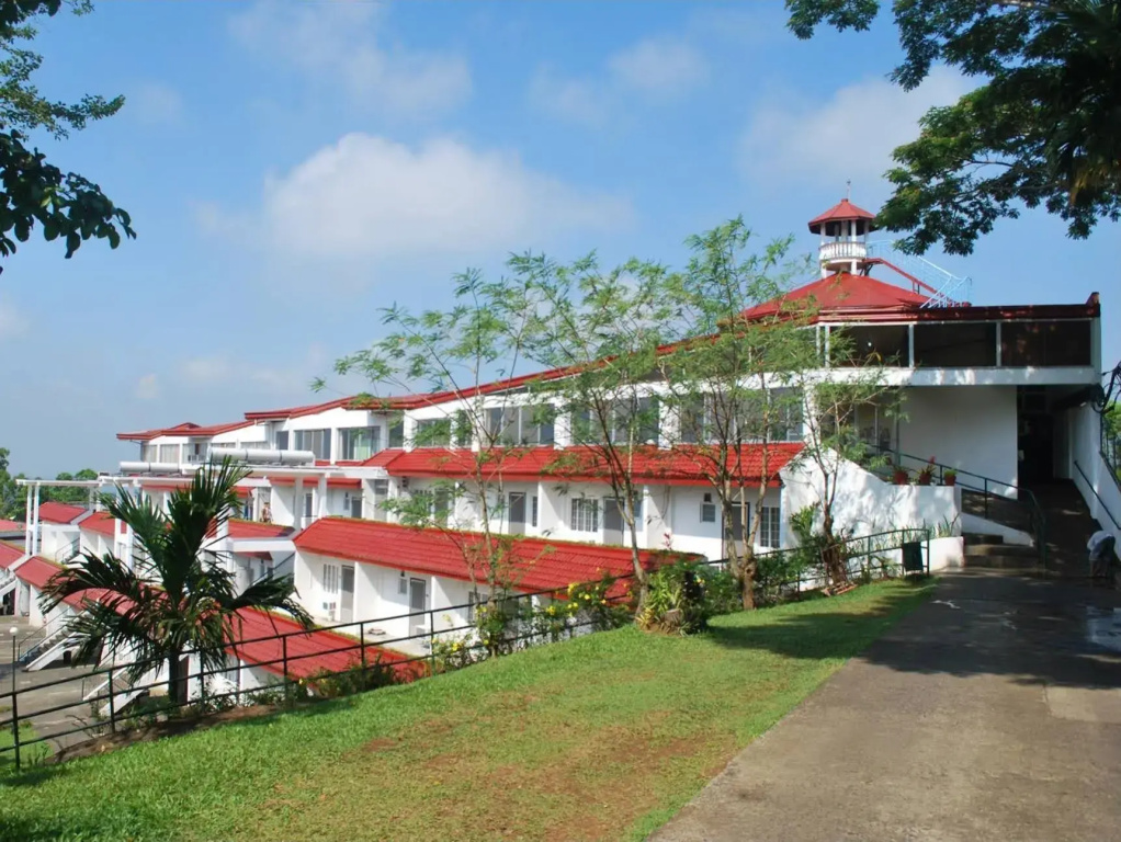 Caliraya Resort Club