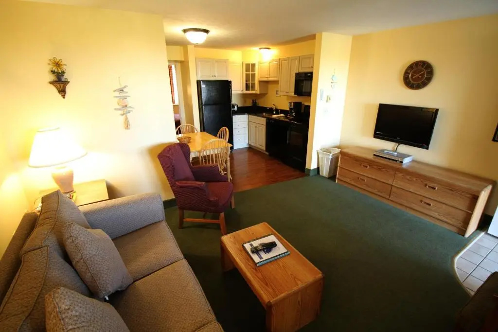 1 Bedroom Suite