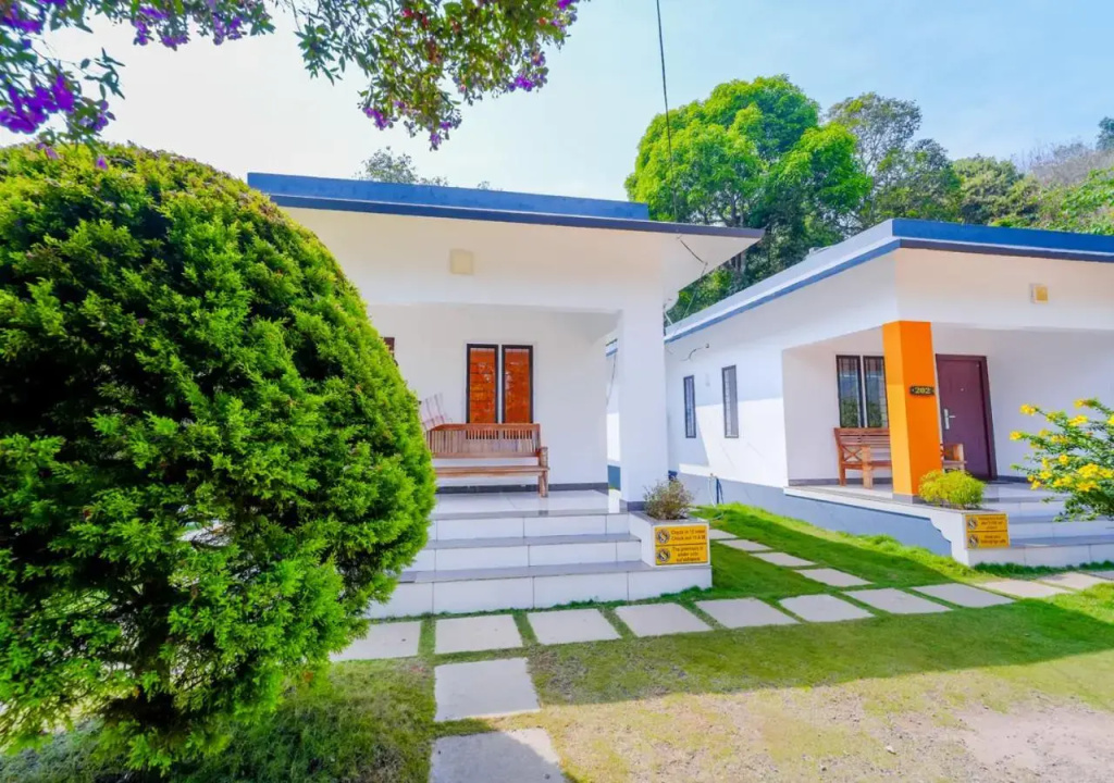 VOYE HOMES Vythiri Silver Mist - Hill Top Private Villa