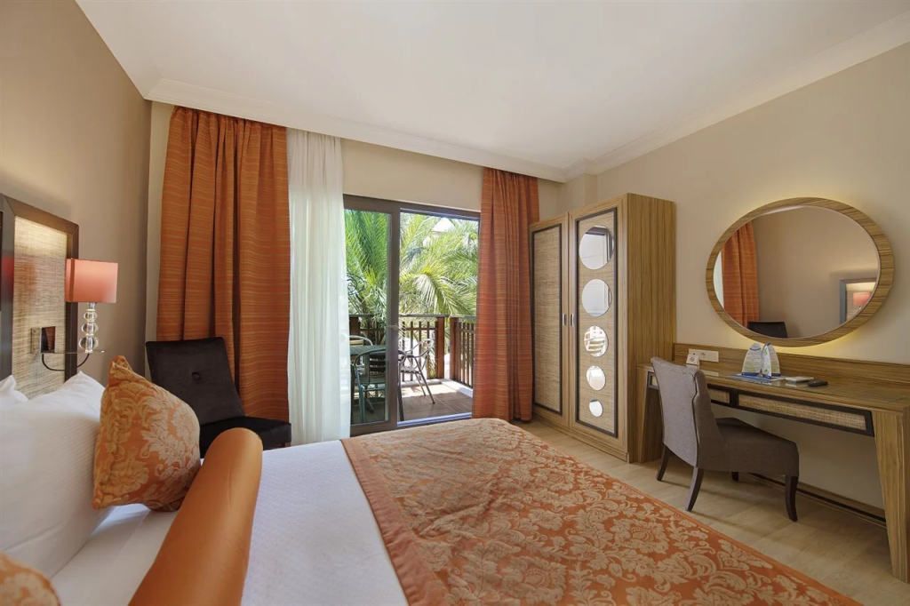 Quattro Beach Spa & Resort Hotel - фото 42