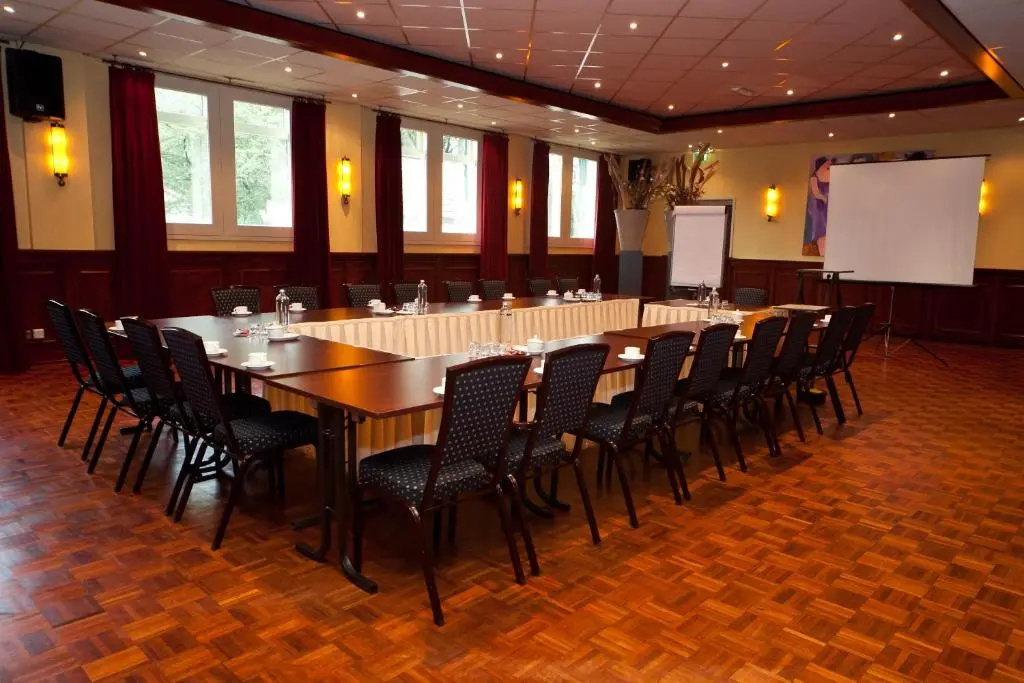Business Centre