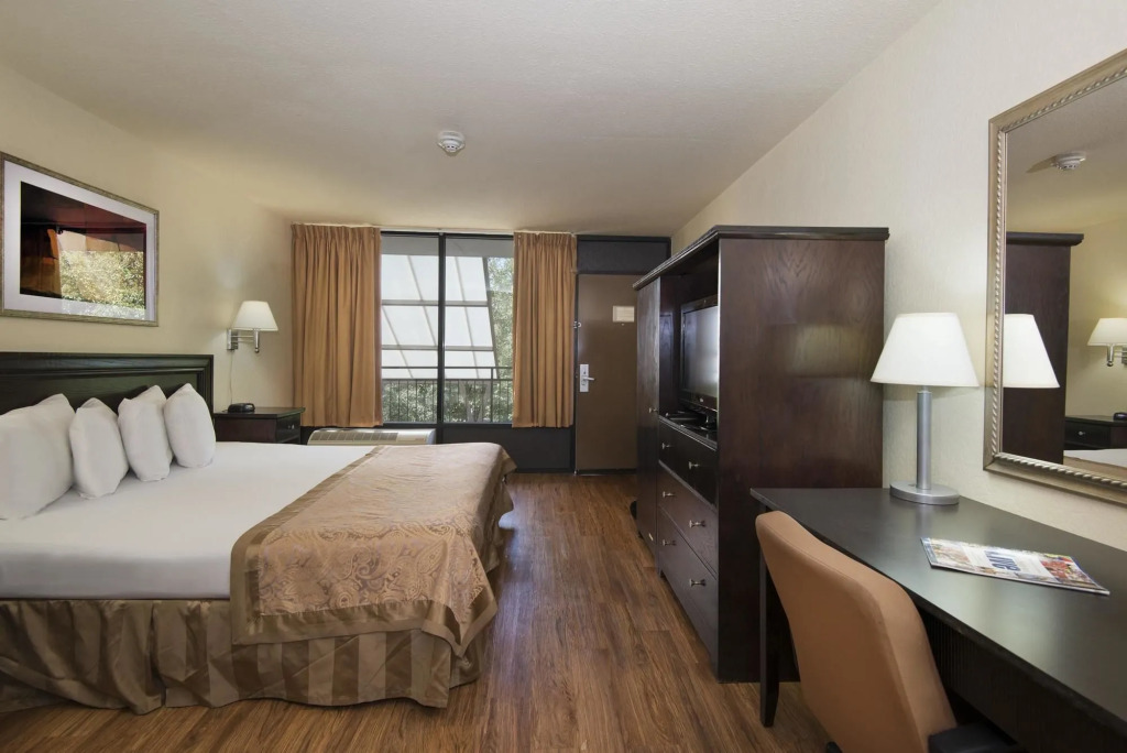 Markham House Suites — фото 6