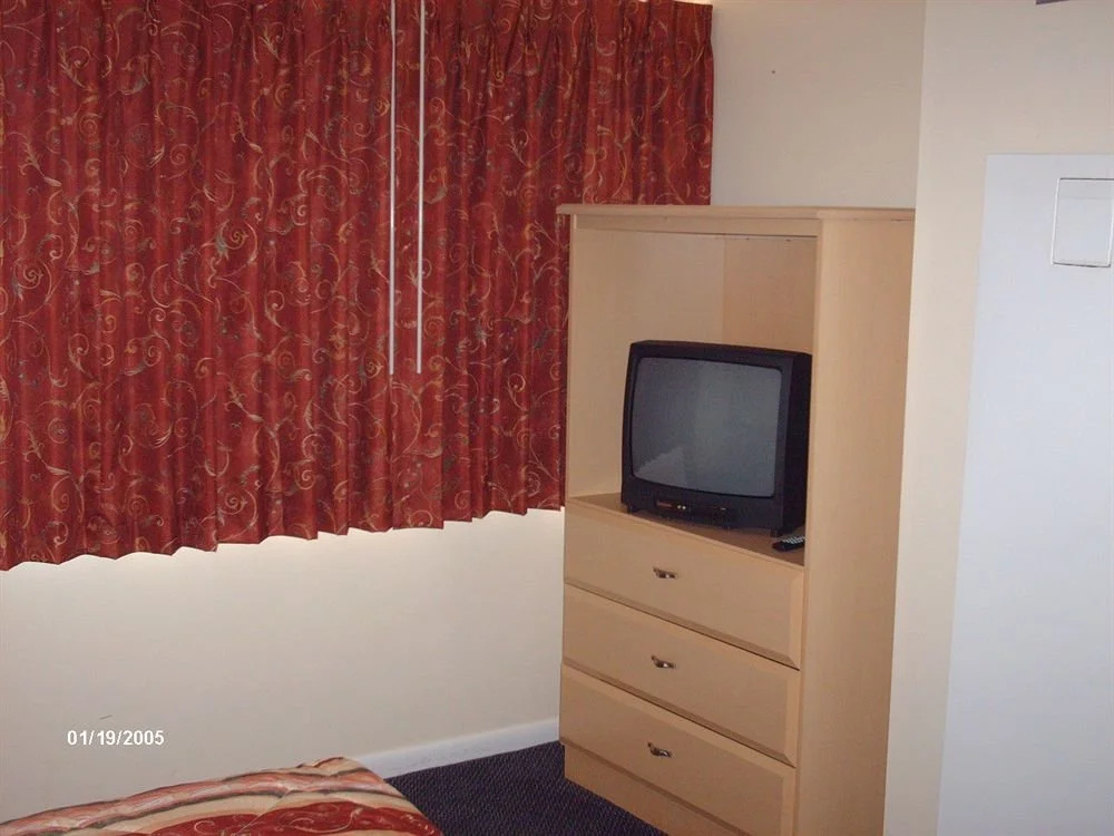 La Renaissance Suites