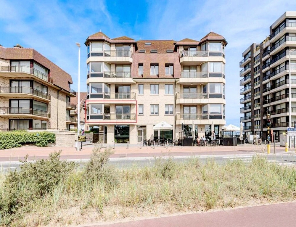 Apartment in Nieuwpoort With Coastal Views