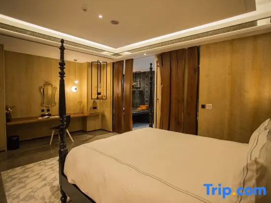 Luxury room