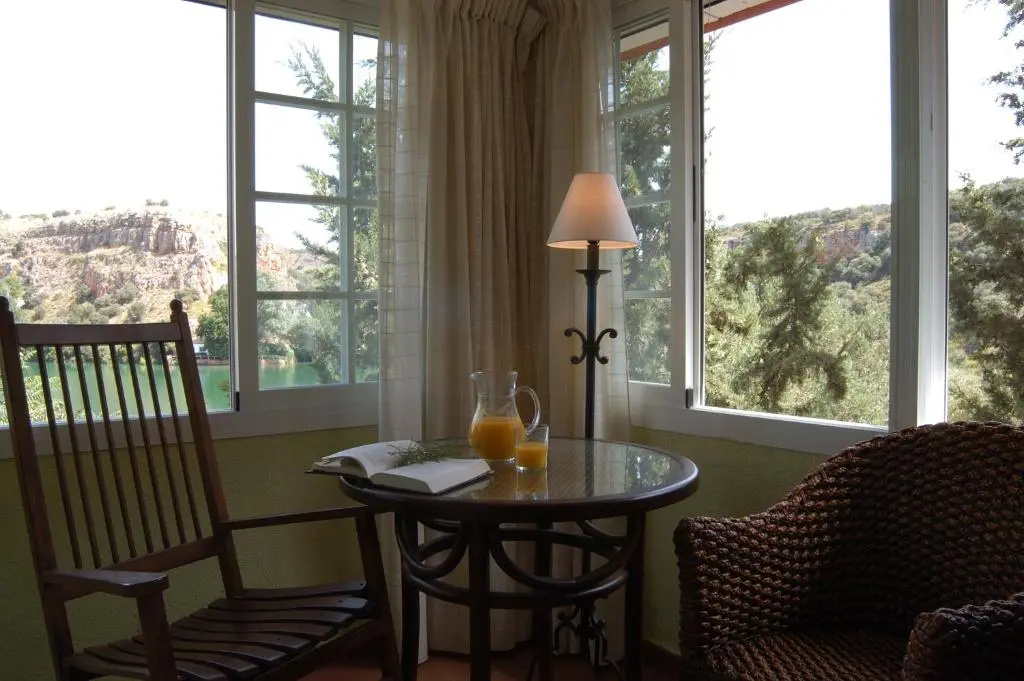 Balcony & Terrace