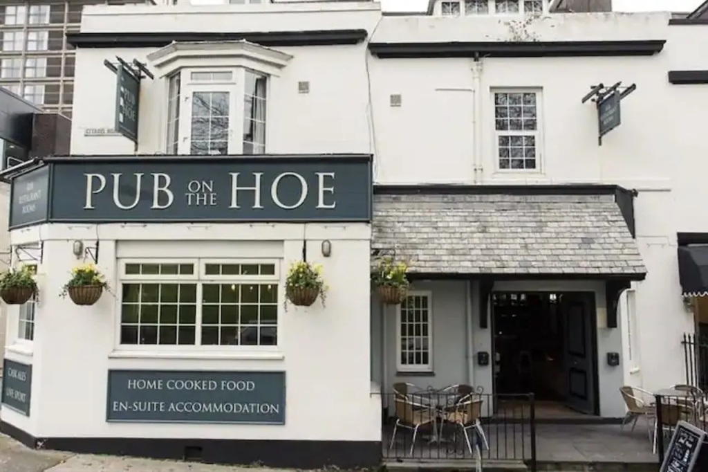 The Pub On The Hoe