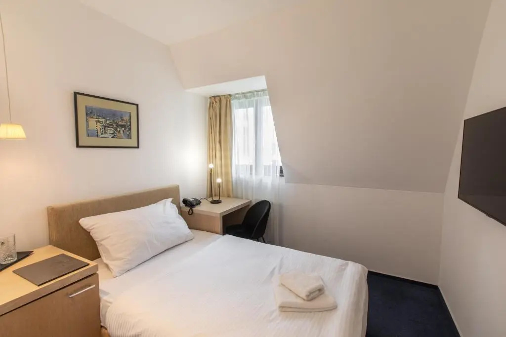 Hotel Villa Necas - Chambres