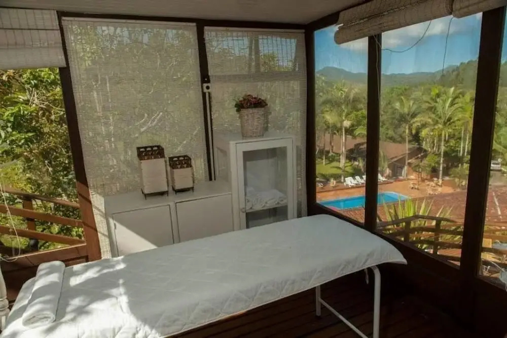 Balcony & Terrace