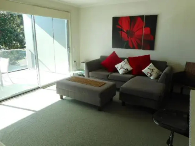 Apartment by the Marina