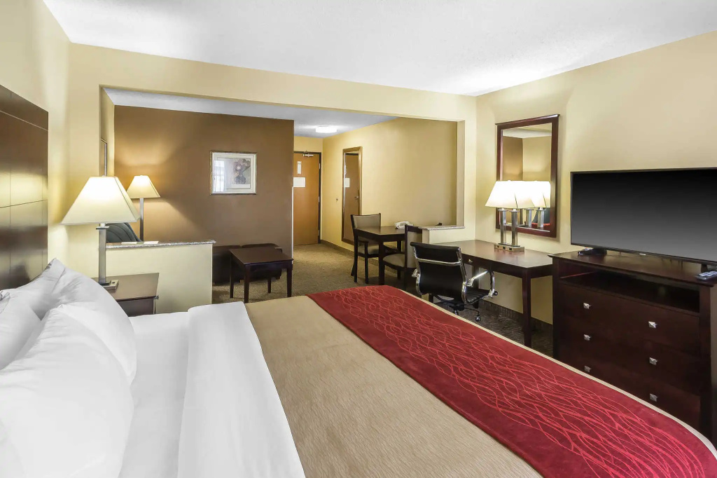 1 Bedroom Double Suite (full double bed)