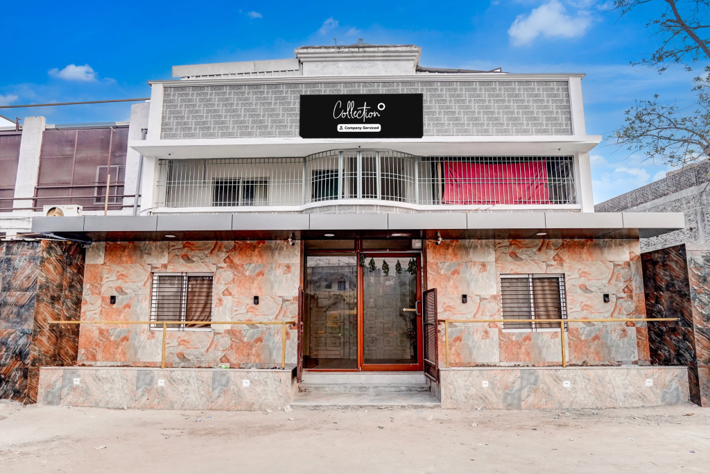 OYO 30255 Milan Party Hall