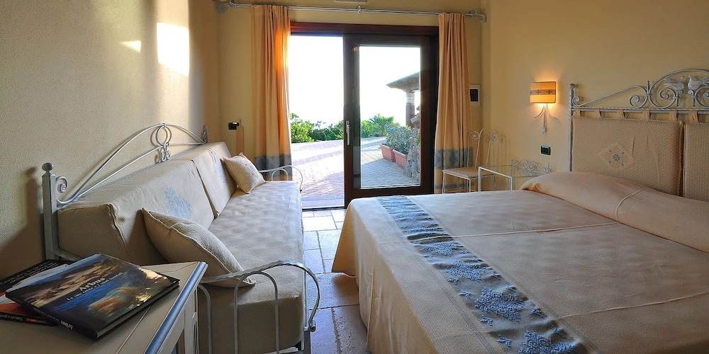 Hotel Ristorante Corsaro Nero by null