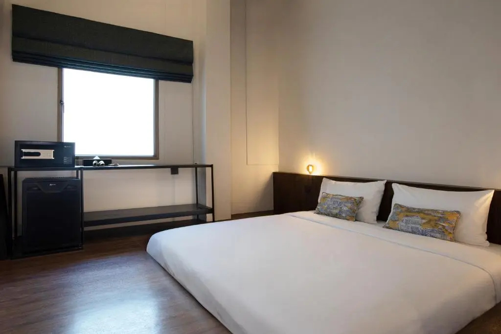 Standard Double room (full double bed)