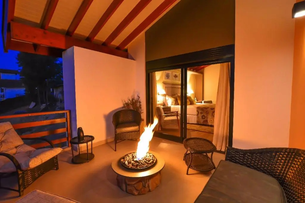 2 Bedrooms Chalet