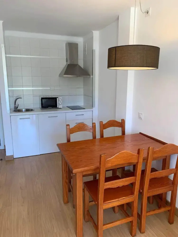 1 Bedroom Apartment with balcony