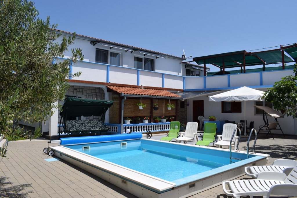 Отель Apartment Den - with pool: A2 Tribunj, Riviera Sibenik, фото 13